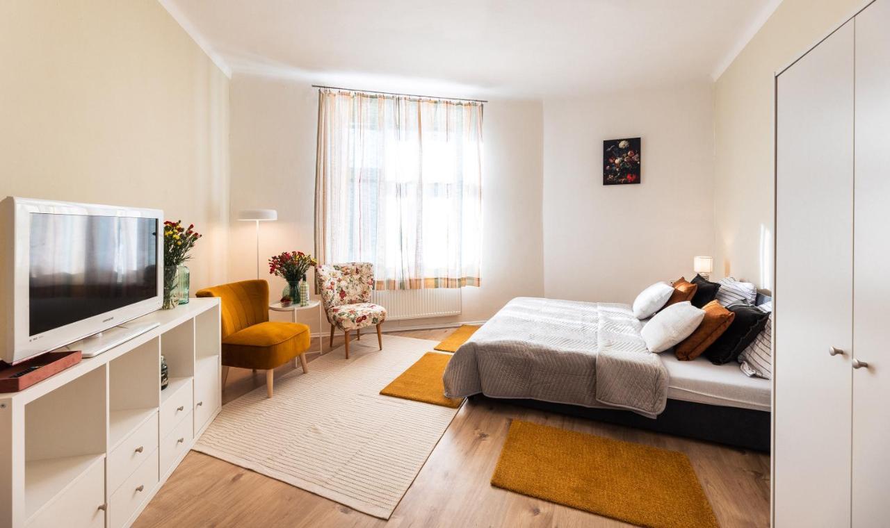 Silvie Apartments - Smeralova Olomouc Bagian luar foto