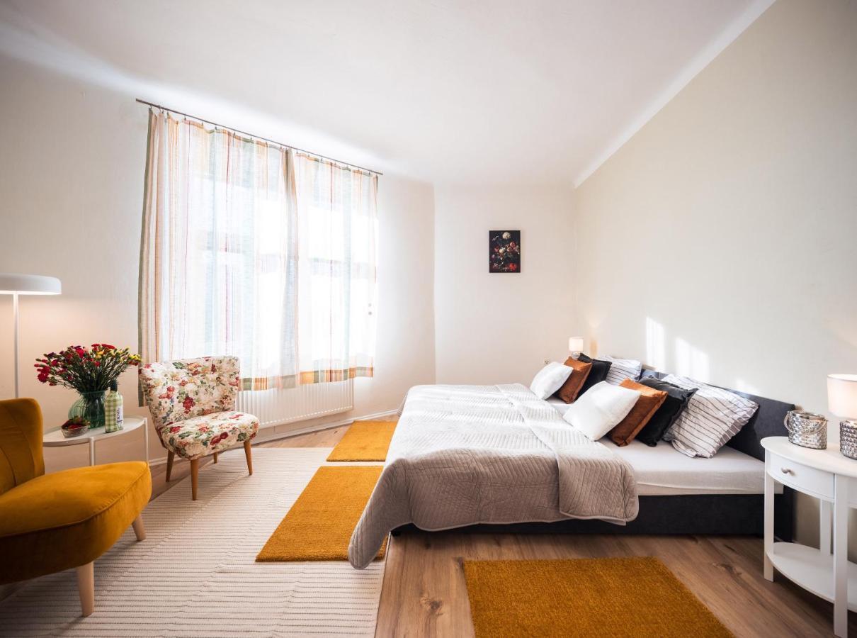 Silvie Apartments - Smeralova Olomouc Bagian luar foto